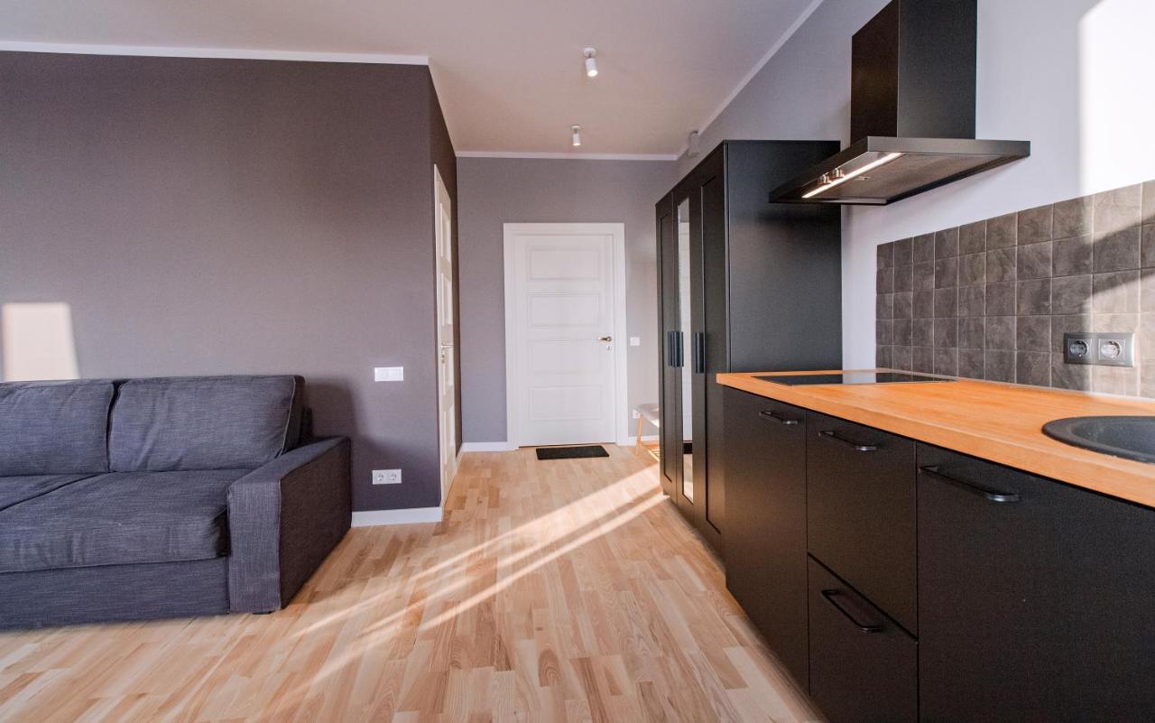 Modern Apartment In Old Riga With A River View Exterior foto