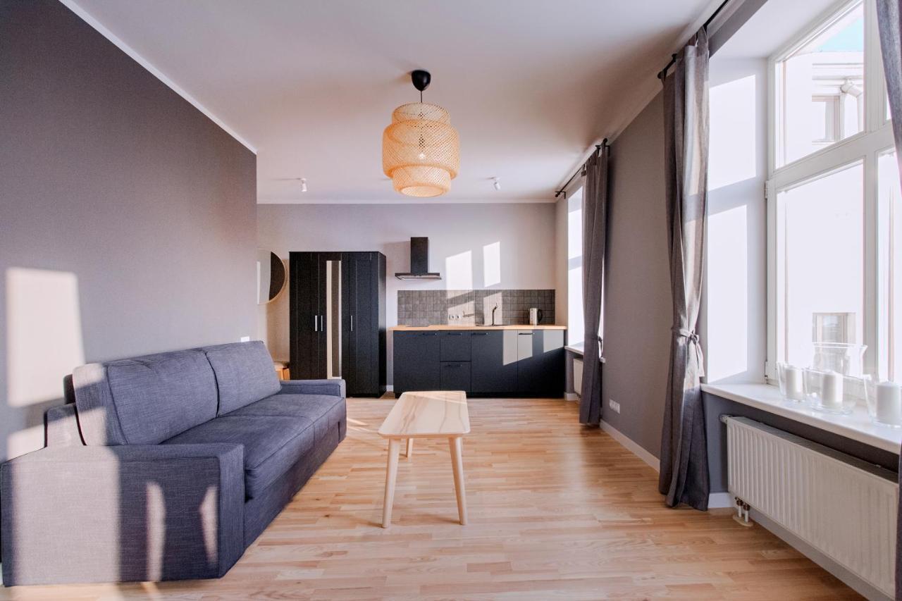 Modern Apartment In Old Riga With A River View Exterior foto